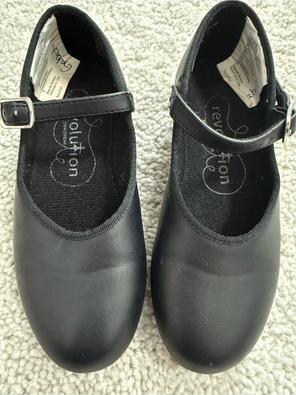 Revolution Girls' Black U Shell Tap Shoes Size 1.0A
